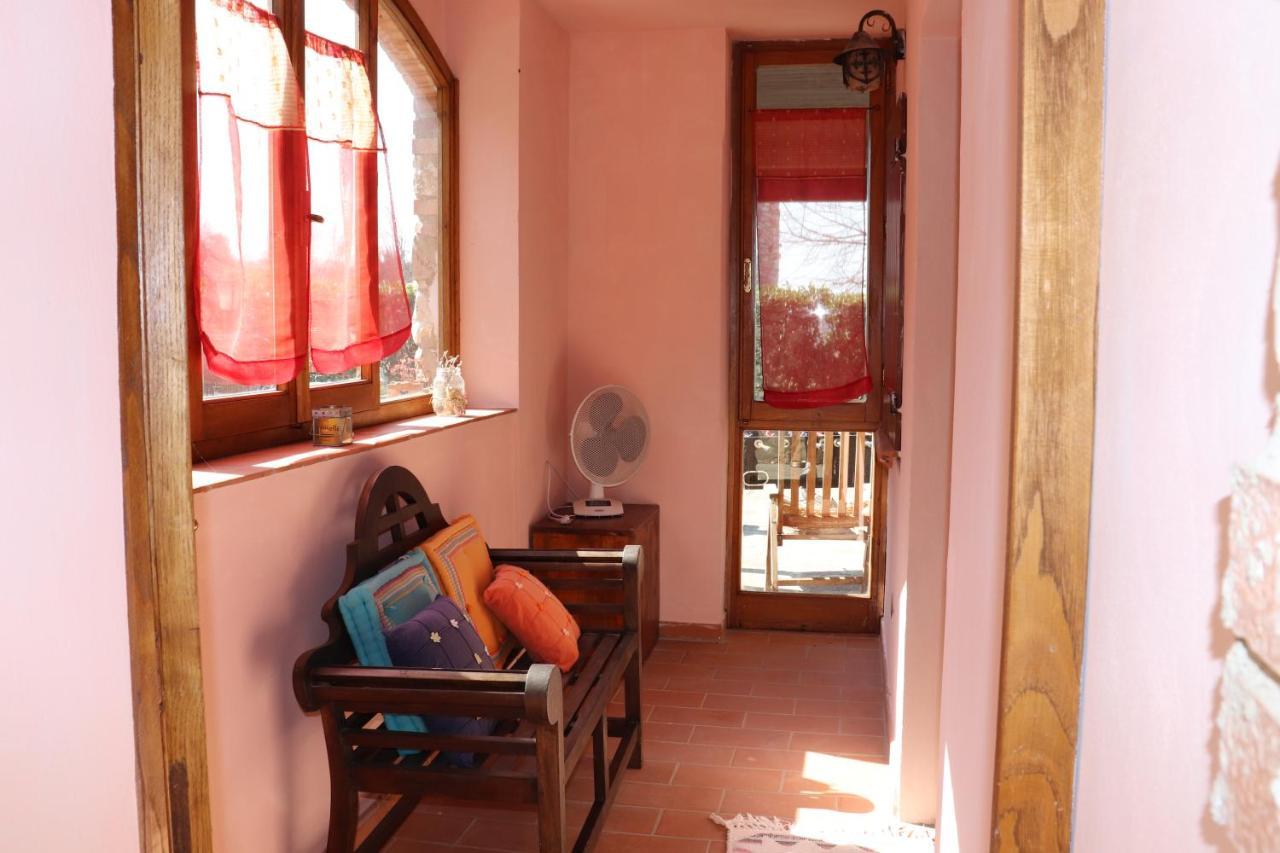 B&B Casale Roshlee Gualdo Cattaneo Exteriér fotografie